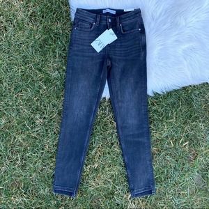 Zara black wash mid rise skinny jeans 4 NWT